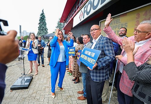 RUTH BONNEVILLE / WINNIPEG FREE PRESS

PC Leader Heather Stefanson and candidates make a campaign announcement at a press conference held outside Food Fare, 2285 Portage Ave. Tuesday. 


Sept  5th, 2023

