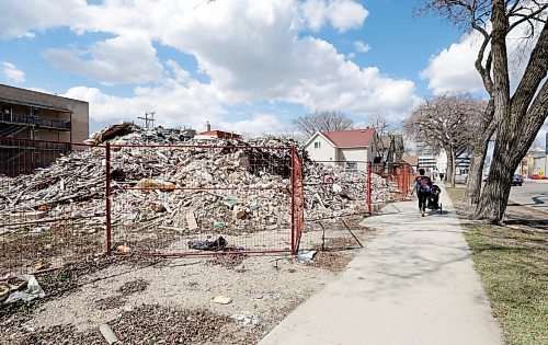 RUTH BONNEVILLE / WINNIPEG FREE PRESS 

LOCAL - Rubble pile 

Photo of another large rubble pile south of Bardal Funeral Home at  694 Sherbrook St.

RUBBLE LEAVING: Bardal Funeral Home on Sherbrook Avenue says the increasing problem of rubble being left behind after demolitions is causing a major problem in the area around his business. He says it&#x573; so bad that the company may eventually leave the area if nothing improves. 

JOYANNE 

May 5th,, 2023