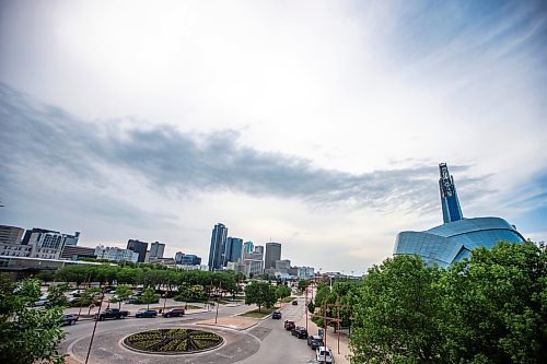 MIKAELA MACKENZIE / WINNIPEG FREE PRESS


The downtown skyline at 7pm on Tuesday, June 20, 2023.  For 24h story.
Winnipeg Free Press 2023