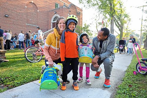 RUTH BONNEVILLE / WINNIPEG FREE PRESS

Standup - Back to school

Kim and Chad Celaire escort their children, Kamani (5yrs) and Jasmine (31/2) to Queenston School Wednesday.  Kamani is heading into grade 1 and Jasmine will start pre-school on Thursday.  

Sept  6th, 2023

