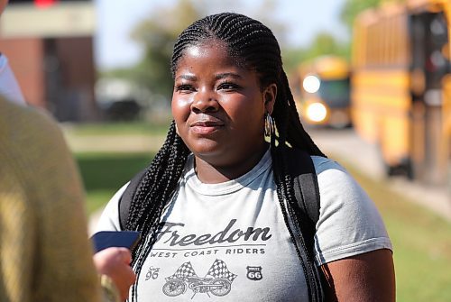 RUTH BONNEVILLE / WINNIPEG FREE PRESS

Local - phones in school

Students at Collge Louis-Riel are asked their thoughts on banning phones while in class Wednesday.

Photo of Annita Siapata, in grade 12, as she answers reporter's questions. 

See Maggie's story.

Sept  6th, 2023

