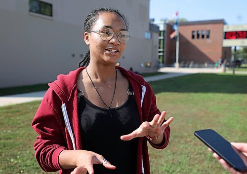 RUTH BONNEVILLE / WINNIPEG FREE PRESS

Local - phones in school

Students at Coll&#xe8;ge Louis-Riel are asked their thoughts on banning phones while in class Wednesday.

Photo of Sirai Heller in grade 12, as she answers reporter's questions. 

See Maggie's story.

Sept  6th, 2023

