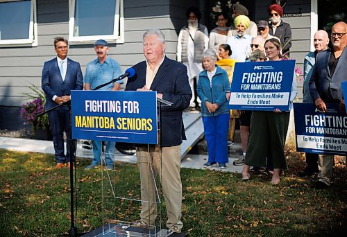 MIKE DEAL / WINNIPEG FREE PRESS
Scott Johnston, PC candidate for Assiniboia, during a campaign announcement in Winnipeg&#x2019;s Westdale neighbourhood Thursday morning.
See Carol Sanders story
230907 - Thursday, September 07, 2023.