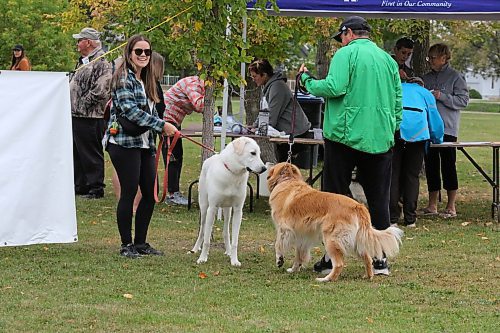 Local dog lovers gather at Kin Park Sunday morning to take part in this year’s Wag-A-Tail Walk-A-Thon. (Kyle Darbyson/The Brandon Sun)