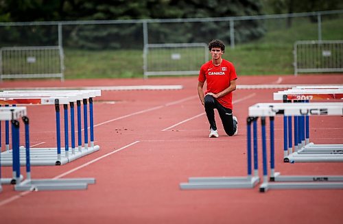 JOHN WOODS / WINNIPEG FREE PRESS
Noah Neves, a 800m runner with the Tough Track running club, is photographed at a training session at the University of Manitoba in Winnipeg Sunday, September 10, 2023. 

Reporter: sawatzky