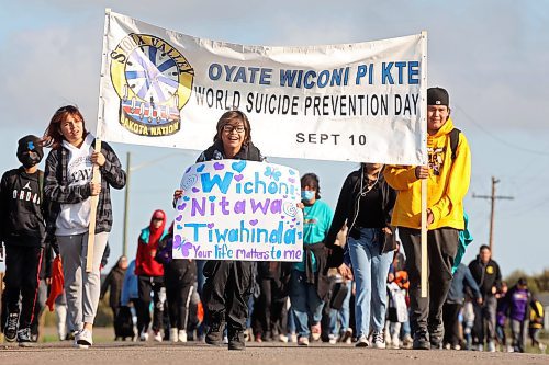 11092023
Students and community members take part in a walk on Monday for World Suicide Prevention Day at Sioux Valley Dakota Nation. (Tim Smith/The Brandon Sun)