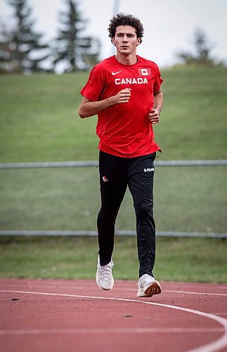 JOHN WOODS / WINNIPEG FREE PRESS
Noah Neves, a 800m runner with the Tough Track running club, is photographed at a training session at the University of Manitoba in Winnipeg Sunday, September 10, 2023. 

Reporter: sawatzky