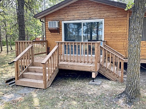 Marc LaBossiere / Winnipeg Free Press 
The new rear deck’s footprint was downsized to better quarantine the area near the sliding patio doors. 
