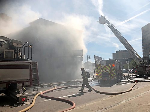 RUTH BONNEVILLE / WINNIPEG FREE PRESS

Fire crews battle a fire at the Windsor Hotel Wednesday.
September 13, 2023