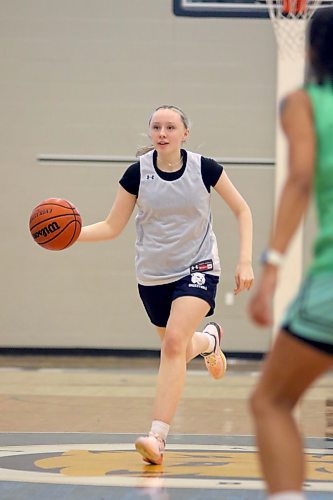 Mya Cameron dribbles during Brandon University Bobcats women's basketball practice at the Healthy Living Centre on Wednesday. (Thomas Friesen/The Brandon Sun)

Sept. 13, 2023