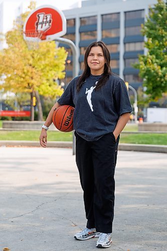 MIKE DEAL / WINNIPEG FREE PRESS
Former U of W star Robyn Boulanger&#x2019;s interest in basketball didn&#x2019;t end with her recent graduation from school. Now, she&#x2019;s planning to give back to her Indigenous community by staging her first Zaaagi&#x2019;idiwin Sport Performance training camp this weekend. She&#x2019;s enlisted three friends to help out at the event, which aims to &#x2018;highlight the value of blending Indigenous knowledge with sports and offering a pathway for athletes to elevate their performance.
See Mike Sawatzky story
230914 - Thursday, September 14, 2023.