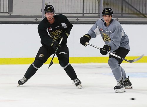 Brandon Wheat Kings defenceman Tre Fouquette makes a pass during a drill at practice at Westoba Place on Monday afternoon as fellow Saskatchewan product Nolan Flamand looks on. (Perry Bergson/The Brandon Sun)
Sept. 18, 2023