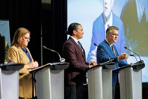 MIKE DEAL / WINNIPEG FREE PRESS
Leaders of the three main provincial parties, PC&#x2019;s Heather Stefanson, NDP&#x2019;s Web Kinew, and Liberal&#x2019;s Dougald Lamont, take part in a debate hosted by the Winnipeg Chamber of Commerce at the RBC Convention Centre Wednesday afternoon.
230920 - Wednesday, September 20, 2023.