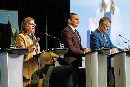 MIKE DEAL / WINNIPEG FREE PRESS
Leaders of the three main provincial parties, PC&#x2019;s Heather Stefanson, NDP&#x2019;s Web Kinew, and Liberal&#x2019;s Dougald Lamont, take part in a debate hosted by the Winnipeg Chamber of Commerce at the RBC Convention Centre Wednesday afternoon.
230920 - Wednesday, September 20, 2023.