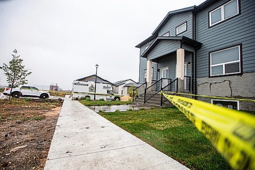 MIKAELA MACKENZIE / WINNIPEG FREE PRESS

Winnipeg Police Services investigates the scene at 234 Hazleton Drive, where Sukhdool Singh Gill was found deceased, on Thursday, Sept. 21, 2023.  For Erik story.
Winnipeg Free Press 2023