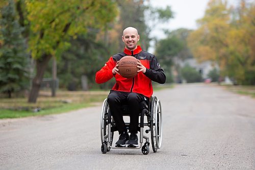 BROOK JONES / WINNIPEG FREE PRESS
Twenty-nine-year-old Lealand Muller represented Canada at the 2023 Invictus Games in D&#xfc;sseldorf, Germany from Sept. 9 to 16 . Muller, who is pictured in Winnipeg, Man., Thursday, Sept. 21, 2023, competed in wheelchair basketball, hand-cycling and seated discuss. Canada will play host to the 2025 Invictus Game in Vancouver and Whistler. 