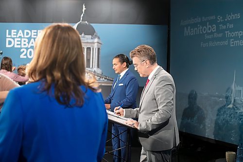 BROOK JONES / WINNIPEG FREE PRESS
Left ro Right: PC Party of Manitoba Leader Heather Stefanson, Manitoba Liberal Party Leader Dougald Lamont and Manitoba NDP Leader Wab Kinew moments before the start of the Manitoba Leaders' Debate hosted by CBC, CTV News and Gloobal News at CBC's Studio 41 in Winnipeg, Man., Thursday, Sept. 21, 2023. Manitobans head to the polls in the Manitoba Provincial Election Tuesday, Oct. 3, 2023. 