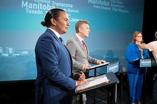 BROOK JONES / WINNIPEG FREE PRESS
Left ro Right: Manitoba NDP Leader Wab Kinew, Manitoba Liberal Party Leader Dougald Lamont and PC Party of Manitoba Leader Heather Stefanson moments before the start of the Manitoba Leaders' Debate hosted by CBC, CTV News and Gloobal News at CBC's Studio 41 in Winnipeg, Man., Thursday, Sept. 21, 2023. Manitobans head to the polls in the Manitoba Provincial Election Tuesday, Oct. 3, 2023. 