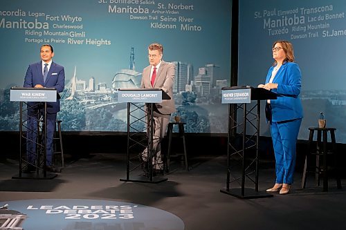 BROOK JONES / WINNIPEG FREE PRESS
Left to Right: Manitoba NDP Leader Wab Kinew, Manitoba Liberal Party Leader Dougald Lamont and PC Party of Manitoba Leader Heather Stefanson moments before the start of the Manitoba Leaders' Debate hosted by CBC, CTV News and Global News at CBC's Studio 41 in Winnipeg, Man., Thursday, Sept. 21, 2023. Manitobans head to the polls in the Manitoba Provincial Election Tuesday, Oct. 3, 2023. 