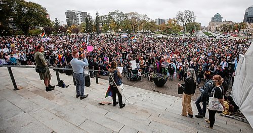 JOHN WOODS / WINNIPEG FREE PRESS
Trans rights activists and supporters gathered at the legislature and held a permit-less march down Broadway to the human rights museum in Winnipeg Sunday, September  24, 2023. 

Reporter: ?