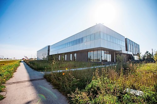 MIKAELA MACKENZIE / WINNIPEG FREE PRESS

The National Research Council of Canada&#x2019;s new advanced manufacturing facility in Winnipeg on Tuesday, Sept. 26, 2023. For Gabby story.
Winnipeg Free Press 2023.