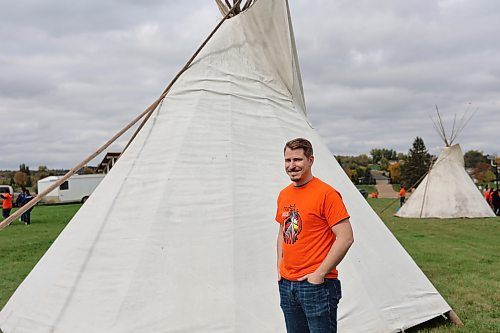 City of Brandon’s volunteer James Maxon (Abiola Odutola/The Brandon Sun)