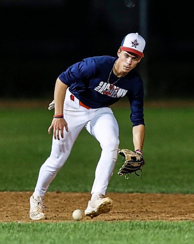 JOHN WOODS / WINNIPEG FREE PRESS
Baseball player Nate Lodewyks practices at Koskie Field in Winnipeg Tuesday, September 26, 2023. 

Reporter: josh