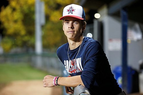 JOHN WOODS / WINNIPEG FREE PRESS
Baseball player Nate Lodewyks practices at Koskie Field in Winnipeg Tuesday, September 26, 2023. 

Reporter: josh