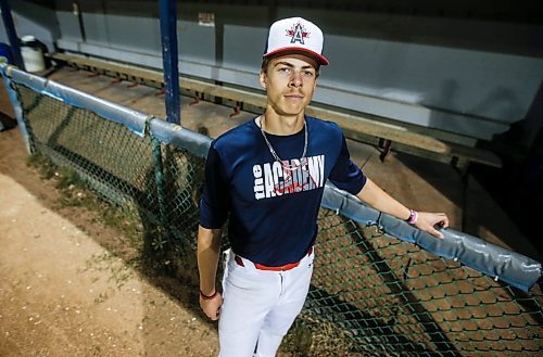 JOHN WOODS / WINNIPEG FREE PRESS
Baseball player Nate Lodewyks practices at Koskie Field in Winnipeg Tuesday, September 26, 2023. 

Reporter: josh