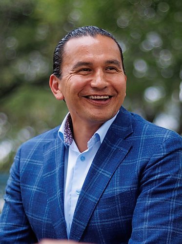 MIKE DEAL / WINNIPEG FREE PRESS
Leader of the Manitoba NDP, Wab Kinew, sits down with reporter Danielle DaSilva for an interview on the south grounds of the Manitoba Legislative building Tuesday morning.
230829 - Tuesday, August 29, 2023.