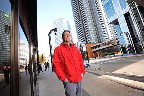 RUTH BONNEVILLE / WINNIPEG FREE PRESS

Local- Human Feces downtown

Lee Fehler stands on Fort Street where he has come across human faces recently.  This is one location of several  that he has seen it on sidewalks on busy streets like Portage Ave.  

See story.

Sept 27th, 2023

