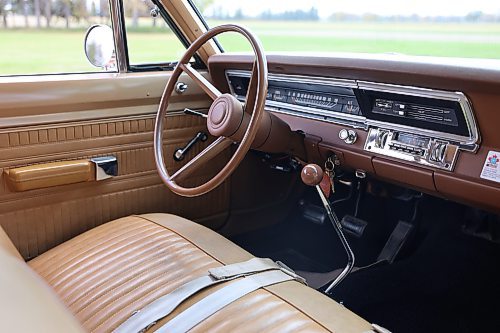 The interior of Lynn Flewitt's 1969 Dodge Dart Swinger two-door hard-top at a park west of Brandon on Thursday. (Michele McDougall/The Brandon Sun)
