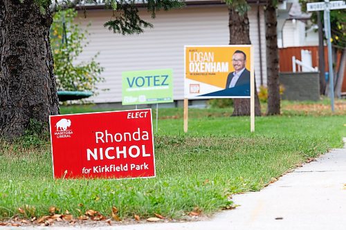 MIKE DEAL / WINNIPEG FREE PRESS
Election signs for Liberal&#x2019;s Rhonda Nichol and NDP&#x2019;s Logan Oxenham in the Kirkfield riding.
See Maggie Macintosh story 
230928 - Thursday, September 28, 2023.