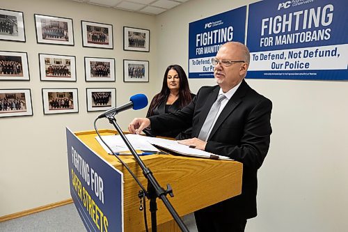 MIKE DEAL / WINNIPEG FREE PRESS
Kelvin Goertzen, PC candidate for Steinbach, and R&#xe9;jeanne Caron, PC candidate for Fort Rouge, for a campaign announcement at the PC Party Headquarters, 23 Kennedy Street, Friday morning.
See Katie May story
230929 - Friday, September 29, 2023.