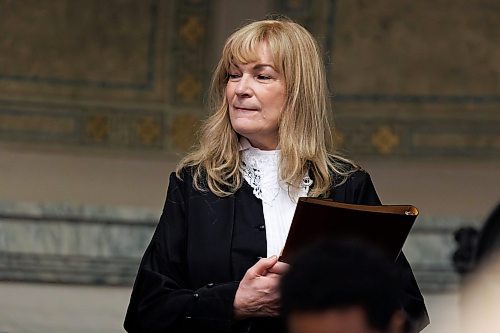 MIKE DEAL / WINNIPEG FREE PRESS
Marianne Rivoalen arrives to be sworn in as the new Chief Justice of Manitoba by Anita Neville, Lieutenant Governor of Manitoba, during a ceremony attended by many of the provinces justices and lawyers in court 210 of the Law Courts Complex, 408 York Ave, Friday afternoon.
230929 - Friday, September 29, 2023.