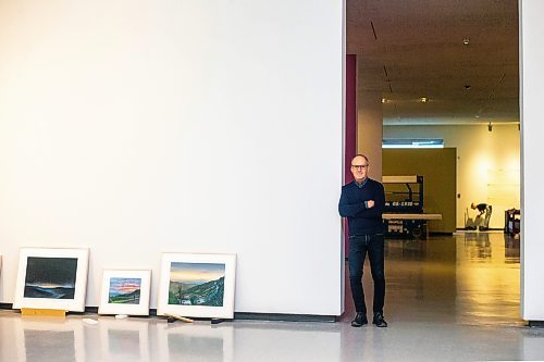 MIKAELA MACKENZIE / WINNIPEG FREE PRESS

Gallery CEO Stephen Borys in the upcoming Tim Gardner exhibit at The Winnipeg Art Gallery on Friday, Sept. 29, 2023. For &#x460;story.
Winnipeg Free Press 2023.