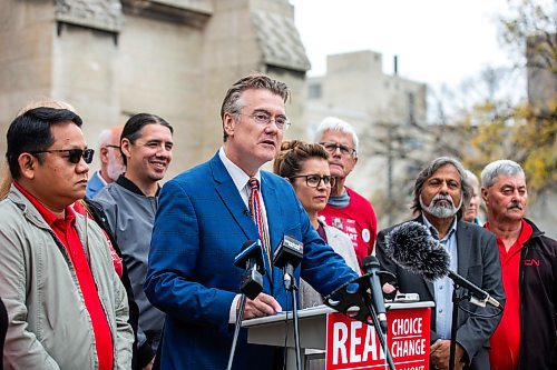 MIKAELA MACKENZIE / WINNIPEG FREE PRESS

Dougald Lamont makes a campaign announcement with other Manitoba Liberal Party candidates at the St. Boniface Cathedral on Monday, Oct. 2, 2023. For Carol story.
Winnipeg Free Press 2023.