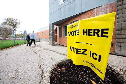 MIKAELA MACKENZIE / WINNIPEG FREE PRESS

The Fort Rouge School (Fort Rouge) voting location on election day in Winnipeg on Tuesday, Oct. 3, 2023. For &#x460;story.
Winnipeg Free Press 2023.