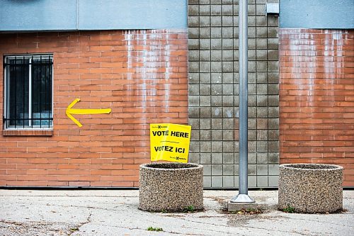 MIKAELA MACKENZIE / WINNIPEG FREE PRESS

The Fort Rouge School (Fort Rouge) voting location on election day in Winnipeg on Tuesday, Oct. 3, 2023. For &#x460;story.
Winnipeg Free Press 2023.