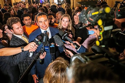 MIKAELA MACKENZIE / WINNIPEG FREE PRESS

New premier Wab Kinew scrums with the media at the NDP party headquarters at the Fort Garry Hotel on Tuesday, Oct. 3, 2023. For election story.
Winnipeg Free Press 2023.