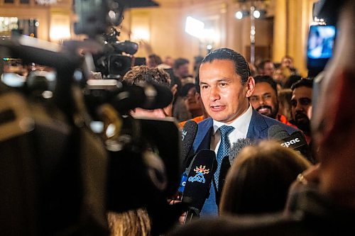 NDP Leader Wab Kinew speaks to the media at party headquarters at the Fort Garry Hotel on Tuesday. (Mikaela MacKenzie / Winnipeg Free Press)