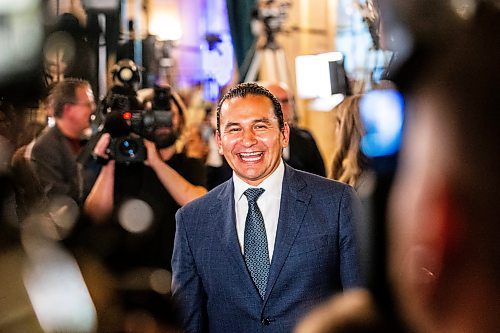 MIKAELA MACKENZIE / WINNIPEG FREE PRESS

New premier Wab Kinew scrums with the media at the NDP party headquarters at the Fort Garry Hotel on Tuesday, Oct. 3, 2023. For election story.
Winnipeg Free Press 2023.