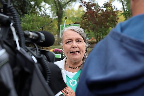 Green Party of Manitoba leader Janine Gibson speaks to the media after announcing her party's campaign priorities for the 2023 provincial election on Saturday. (Tyler Searle / Winnipeg Free Press) 