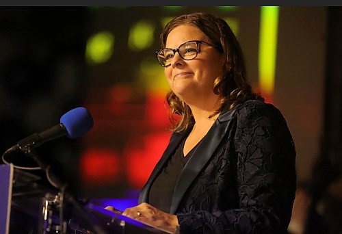 Progressive Conservative Leader Heather Stefanson gives her concession speech Tuesday night and tells her supporters that she is stepping down. (Ruth Bonneville/Winnipeg Free Press)