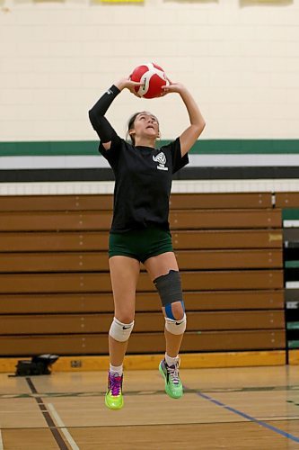 Setter Tyra Lasuik spent the summer with Team Manitoba and is back at the helm of Neelin's offence. (Thomas Friesen/The Brandon Sun)