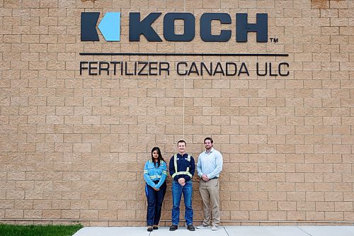 05102023
Koch Fertilizer Canada process engineering intern Zoya Malik, plant manager Rodi Sveistrup and maintenance leader Steven Brown. (Tim Smith/The Brandon Sun) 