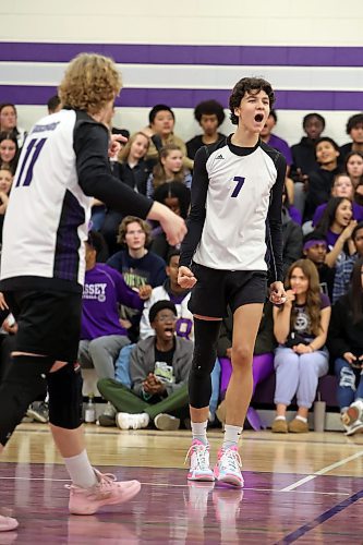 06102023
Ethan Baraniuk #7 of the Vincent Massey Vikings celebrates a point with teammates during the Vikings match against the Crocus Plainsmen in the Viking Classic volleyball tournament at VMHS on Friday afternoon. 
(Tim Smith/The Brandon Sun)