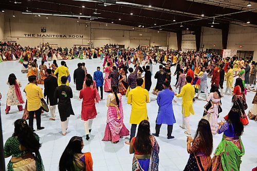 Hundreds of people dance during a Navratri festival celebration at the Keystone Centre's Manitoba Room on Saturday. (Abiola Odutola/The Brandon Sun)