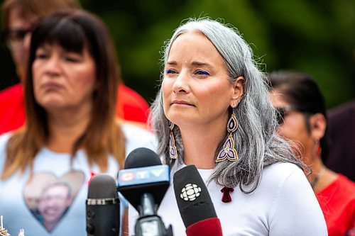 MIKAELA MACKENZIE / WINNIPEG FREE PRESS

Nahanni Fontaine, NDP spokesperson for MMIWG2S, makes a campaign announcement with NDP leader Wab Kinew and MMIWG2S family members on Friday, Aug. 11, 2023. For Carol story.
Winnipeg Free Press 2023.