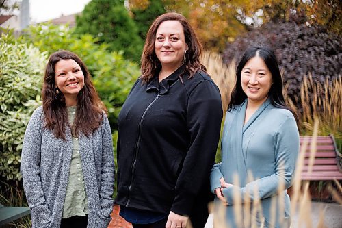 MIKE DEAL / WINNIPEG FREE PRESS
From left:
Sarah Morand, a counsellor with WHC&#x2019;s Dragonfly Support Program, which specializes in pregnancy and infant loss grief counselling, and co-founder&#x2019;s of ORE-PTLC, Kathryn Flatt, and Malinda Lee, whose son Roy died in childbirth.
October is Pregnancy and Infant Loss Awareness Month and The Women&#x2019;s Health Centre has partnered with a community group called ORE - A Place of Tender Love and Compassion to host a conference and healing gathering for people and families who have lost babies at any stage during or post-pregnancy.
See Eva Wasney story
231011 - Wednesday, October 11, 2023.